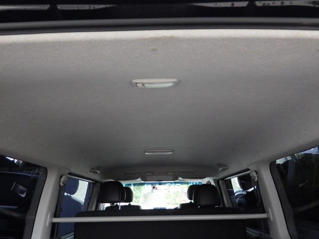 レジアスエースバン スーパーＧＬ　ダークプライム　４ＷＤ　ＡＬＰＩＮＥ８インチナビ／後席モニター　ＵＳＢ／ＨＤＭＩ接続　ＥＴＣ　バックカメラ　専用ハーフレザーシート　社外１７インチＡＷ　特別仕様車　ＯＢＤ診断済み　グー鑑定書付き（15枚目）