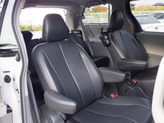 シエナ ＳＥ　Ｂｌｕｅｔｏｏｔｈ対応ナビ　フリップダウンモニター　電動サンルーフ　電動格納ミラー　スペアキー　ブラックレザーシート　新車並行車　ｃａｒｆａｘ走行証明書付き（26枚目）