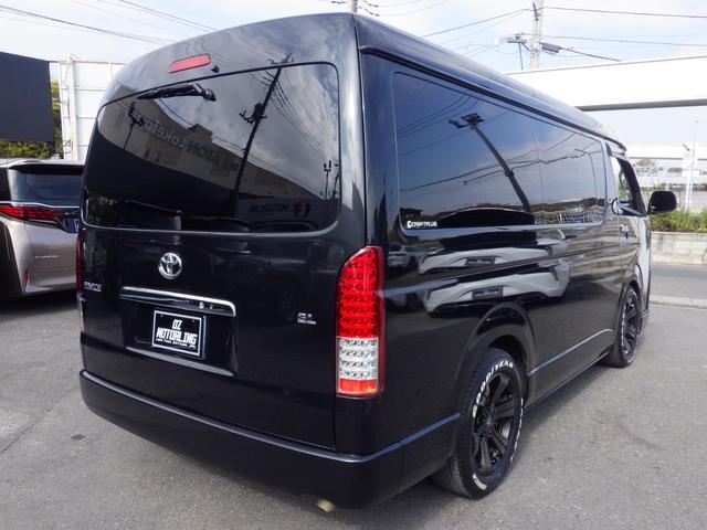 ハイエースワゴン ＧＬ　Ｂｌｕｅｔｏｏｔｈ対応ナビ　フリップダウンモニター　ブロックローダウン　バルベロ１７インチアルミ　ベッドキット　センターテーブル　黒革調シートカバー　ワンオーナー　１０人乗り　ＯＢＤ診断済　鑑定書付き（13枚目）