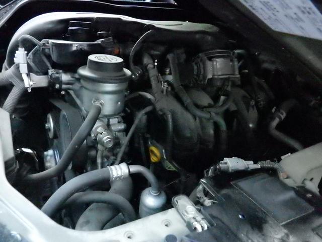 ハイエースワゴン ＧＬ　Ｂｌｕｅｔｏｏｔｈ対応ナビ　後席モニター　ＦＬＥＸオリジナルアレンジＡＳ　フロントエアロ　ブロックローダウン　社外１７インチＡＷ　衝突軽減　ワンオーナー　１０人乗り　ＯＢＤ診断済み　グー鑑定書付き（33枚目）