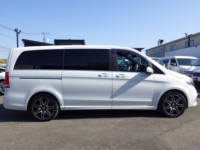 Vクラス V220d スポーツ ロング Bluetooth対応ナビ ブルメスターサウンド 前後ドラレコ 全周囲カメラ ブラインドスポットモニター パノラミックスライディングルーフ 本革シート 純正19インチAW 禁煙車 正規輸入車 鑑定書付(11枚目)