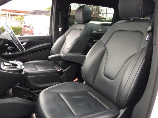 Vクラス V220d スポーツ ロング Bluetooth対応ナビ ブルメスターサウンド 前後ドラレコ 全周囲カメラ ブラインドスポットモニター パノラミックスライディングルーフ 本革シート 純正19インチAW 禁煙車 正規輸入車 鑑定書付(19枚目)