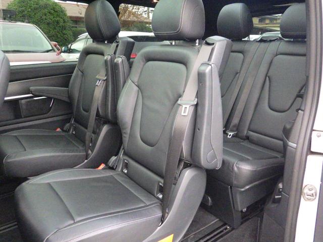 Vクラス V220d スポーツ ロング Bluetooth対応ナビ ブルメスターサウンド 前後ドラレコ 全周囲カメラ ブラインドスポットモニター パノラミックスライディングルーフ 本革シート 純正19インチAW 禁煙車 正規輸入車 鑑定書付(27枚目)