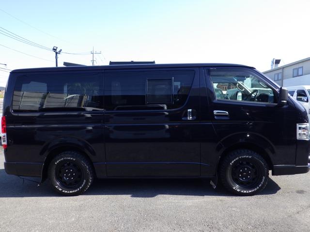 ハイエースバン スーパーGL ダークプライム 4WD Bluetooth対応ナビTV セーフティセンス 専用ハーフレザーシート ベットキット エアロバンパー 6型ドアミラー LMG16インチアルミ リア小窓 OBD診断済み グー鑑定書付き(11枚目)