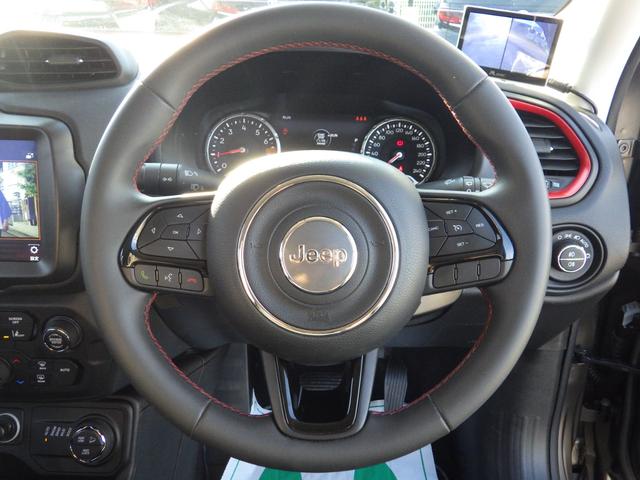 ジープ・レネゲード トレイルホーク 4WD Bluetooth対応ナビTV ドラレコ フロント/サイド/リア全周囲カメラ XTREME-J16インチアルミ マットブロンズ全塗装済 後期型 正規ディーラー車 OBD診断済み グー鑑定書付き(26枚目)