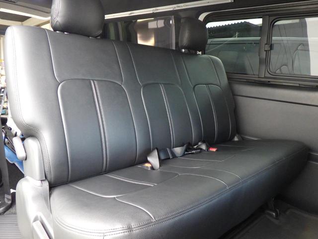 ハイエースバン スーパーＧＬ　ダークプライムＩＩ　４ＷＤ　ＵＩビークル足回り公認改　玄武ローダウン　強化ドライブシャフト　ＥＳＳＥＸエアロ　ＡＬＰＩＮＥナビ・Ｂｌｕｅｔｏｏｔｈ　両側パワスラ　ワンオーナー　禁煙車　ＯＢＤ診断済み　グー鑑定書付き（18枚目）