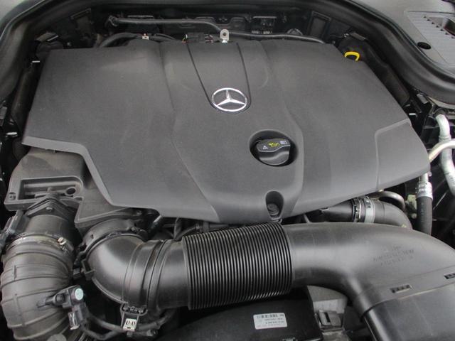 GLC220d 4マチックスポーツ(本革仕様) Bluetooth対応・純正HDDナビ フルセグTV ETC2.0 ガラスルーフ 黒革シート レーダーセーフティ AMG19AW ワンオーナー 新車保証書 ディーラー記録簿8枚有 グー鑑定書付き(24枚目)