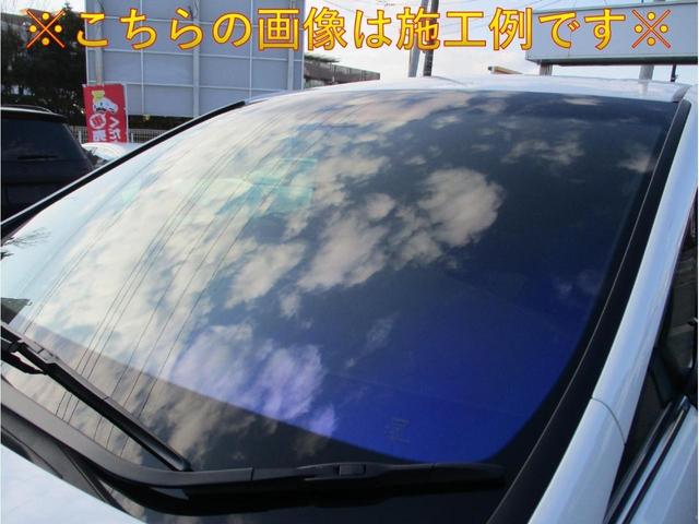 GLC220d 4マチックスポーツ(本革仕様) Bluetooth対応・純正HDDナビ フルセグTV ETC2.0 ガラスルーフ 黒革シート レーダーセーフティ AMG19AW ワンオーナー 新車保証書 ディーラー記録簿8枚有 グー鑑定書付き(32枚目)