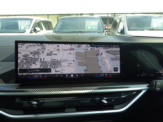Ｘ７ ｘＤｒｉｖｅ　４０ｄ　Ｍスポーツ　Ｂｌｕｅｔｏｏｔｈ対応ナビ　ブラックアウト仕様　茶本革シート　シートヒーター／クーラー　スカイラウンジパノラマガラスサンルーフ　社外電動サイドステップ　６人乗り　ワンオーナー　禁煙車　グー鑑定書付き（23枚目）