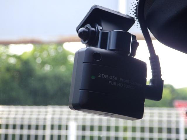 Ｘ７ ｘＤｒｉｖｅ　４０ｄ　Ｍスポーツ　Ｂｌｕｅｔｏｏｔｈ対応ナビ　ブラックアウト仕様　茶本革シート　シートヒーター／クーラー　スカイラウンジパノラマガラスサンルーフ　社外電動サイドステップ　６人乗り　ワンオーナー　禁煙車　グー鑑定書付き（27枚目）