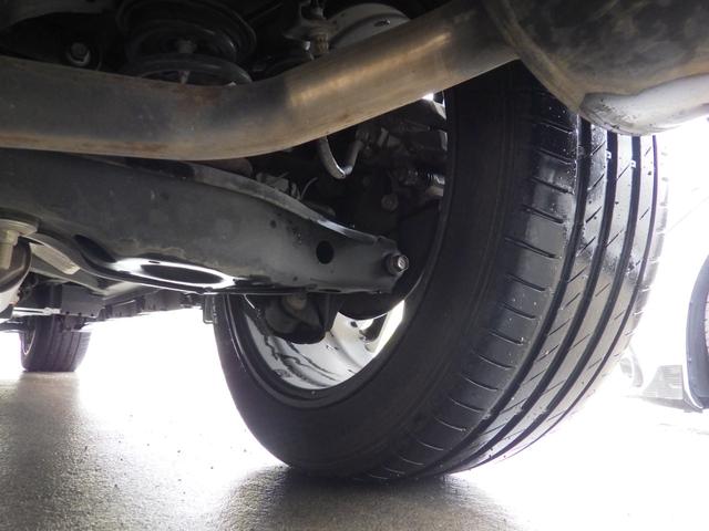 ハリアー プレミアム　Ｂｌｕｅｔｏｏｔｈ対応ナビ　スタインリングパッケージｖｅｒ．１　ハーフレザーシート　社外テール　パワーテールゲート　Ｋｒａｎｚｅ１９インチＡＷ　ディーラー記録簿　ＯＢＤ診断済み　グー鑑定書付き（18枚目）