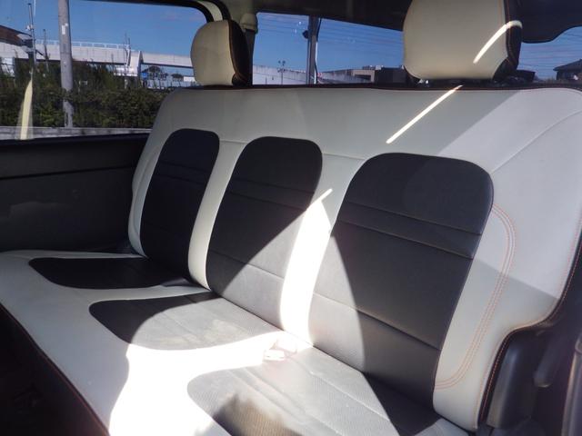 ハイエースバン スーパーGL ダークプライム Bluetooth対応ALPINEナビ/フリップダウンモニター ベッドキット バッドフェイス 玄武ローダウン エムテクノ減衰力調整式ショック MTS17インチアルミ OBD診断済み グー鑑定書付き(19枚目)