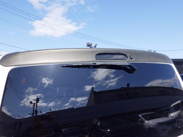 ハイエースバン スーパーGL ダークプライム Bluetooth対応ALPINEナビ/フリップダウンモニター ベッドキット バッドフェイス 玄武ローダウン エムテクノ減衰力調整式ショック MTS17インチアルミ OBD診断済み グー鑑定書付き(29枚目)