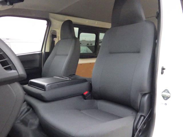 ハイエースバン ロングＤＸ　Ｂｌｕｅｔｏｏｔｈ対応ナビ　全周囲アラウンドビューカメラ　ドラレコ　デジタルインナーミラー　ＴＲＤフルエアロ／マッドフラップ／１５インチＡＷ　特注カラー　衝突軽減　ＯＢＤ診断済み　グー鑑定書付き（19枚目）