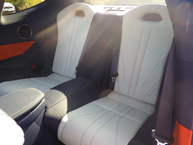 ＬＣ ＬＣ５００ｈ　Ｌパッケージ　Ｂｌｕｅｔｏｏｔｈ対応ナビ　ヘッドアップディスプレイ　ＢＳＭ　ブリージーブルーインテリア　本革シート　シートヒーター／クーラー　ガラスルーフ　禁煙車　ＯＢＤ診断済み　グー鑑定書付き（27枚目）