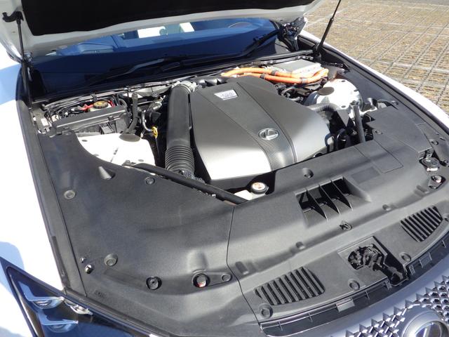 ＬＣ ＬＣ５００ｈ　Ｌパッケージ　Ｂｌｕｅｔｏｏｔｈ対応ナビ　ヘッドアップディスプレイ　ＢＳＭ　ブリージーブルーインテリア　本革シート　シートヒーター／クーラー　ガラスルーフ　禁煙車　ＯＢＤ診断済み　グー鑑定書付き（28枚目）