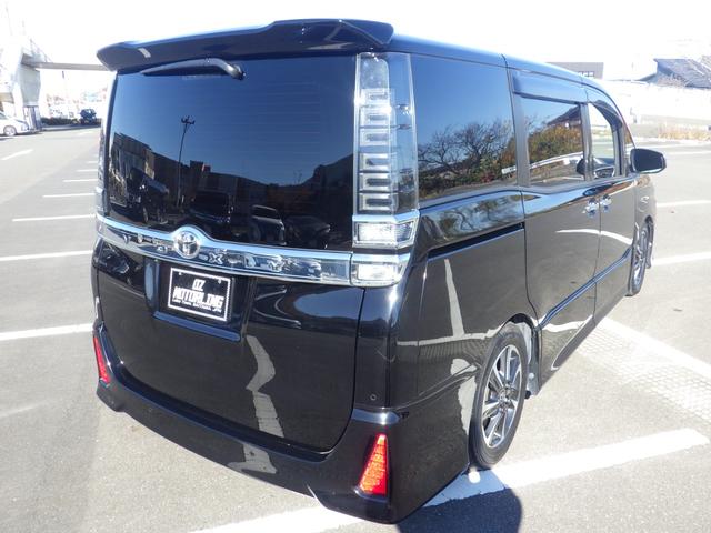 ヴォクシー ＺＳ　煌ＩＩ　Ｂｌｕｅｔｏｏｔｈ対応ナビ　バックカメラ　ドラレコ　ＰＥＲＦＥＣＴ車高調　社外グリル／ガーニッシュ　純正１６インチＡＷ　衝突軽減　ワンオーナー　記録簿７枚　特別仕様車　ＯＢＤ診断済み　グー鑑定書付き（14枚目）