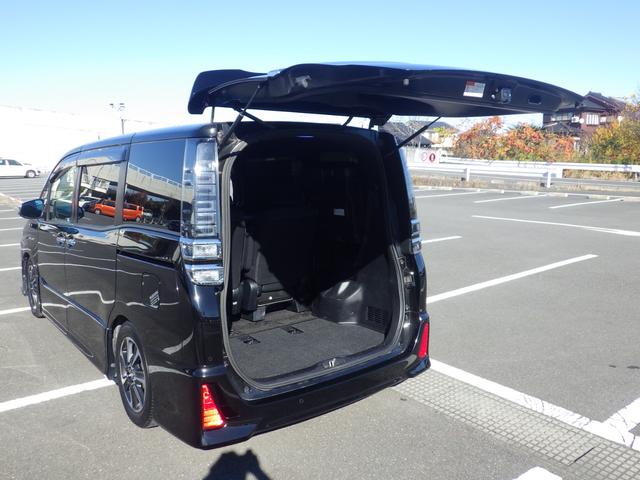 ヴォクシー ＺＳ　煌ＩＩ　Ｂｌｕｅｔｏｏｔｈ対応ナビ　バックカメラ　ドラレコ　ＰＥＲＦＥＣＴ車高調　社外グリル／ガーニッシュ　純正１６インチＡＷ　衝突軽減　ワンオーナー　記録簿７枚　特別仕様車　ＯＢＤ診断済み　グー鑑定書付き（15枚目）