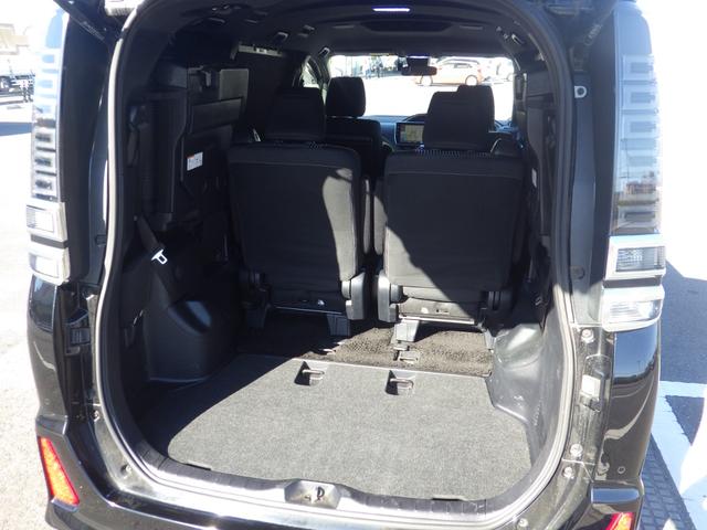 ヴォクシー ＺＳ　煌ＩＩ　Ｂｌｕｅｔｏｏｔｈ対応ナビ　バックカメラ　ドラレコ　ＰＥＲＦＥＣＴ車高調　社外グリル／ガーニッシュ　純正１６インチＡＷ　衝突軽減　ワンオーナー　記録簿７枚　特別仕様車　ＯＢＤ診断済み　グー鑑定書付き（16枚目）