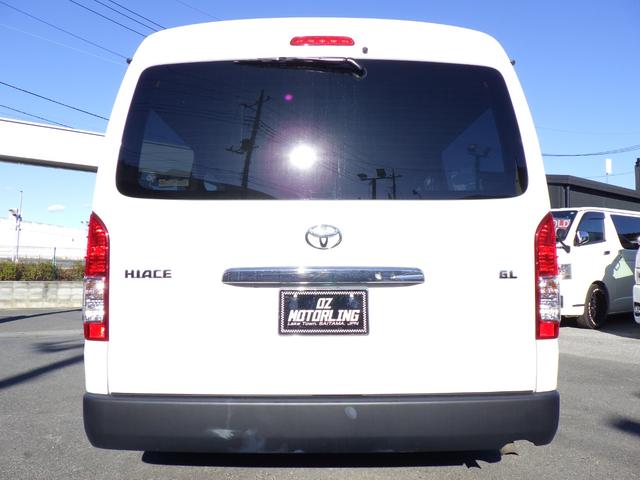 ハイエースワゴン ＧＬ　Ｂｌｕｅｔｏｏｔｈ対応ナビ　プッシュスターター　ＢＬＵＭＥセカンドシート　フロントエアロ　３．５インチ玄武ブロックローダウン　社外１５インチＡＷ　１０人乗り　ＯＢＤ診断済み　グー鑑定書付き（10枚目）