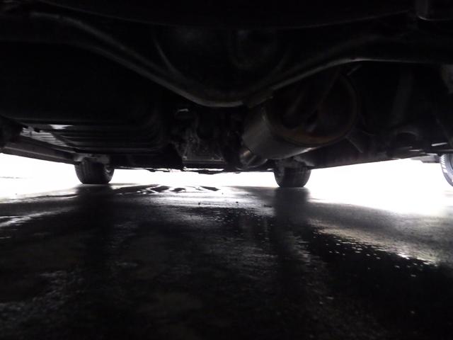 ハイエースワゴン ＧＬ　Ｂｌｕｅｔｏｏｔｈ対応ナビ　プッシュスターター　ＢＬＵＭＥセカンドシート　フロントエアロ　３．５インチ玄武ブロックローダウン　社外１５インチＡＷ　１０人乗り　ＯＢＤ診断済み　グー鑑定書付き（28枚目）