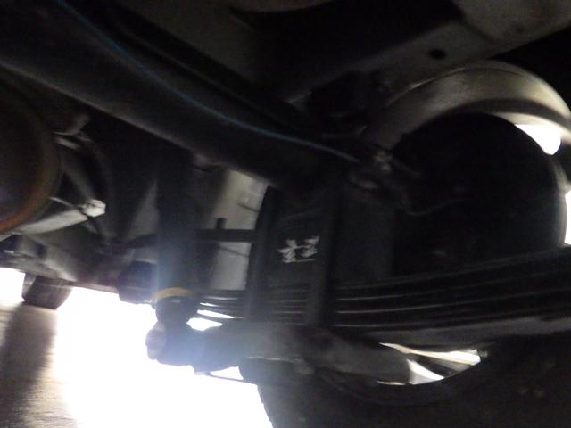 ハイエースワゴン ＧＬ　Ｂｌｕｅｔｏｏｔｈ対応ナビ　プッシュスターター　ＢＬＵＭＥセカンドシート　フロントエアロ　３．５インチ玄武ブロックローダウン　社外１５インチＡＷ　１０人乗り　ＯＢＤ診断済み　グー鑑定書付き（29枚目）