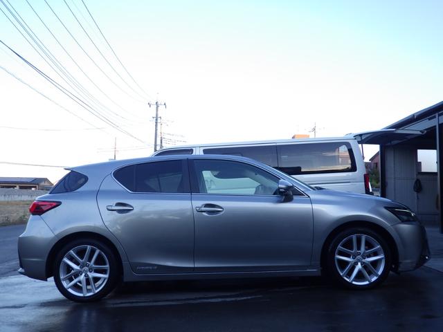 ＣＴ ＣＴ２００ｈ　バージョンＬ　Ｂｌｕｅｔｏｏｔｈ対応ナビ　前後ドラレコ　ＥＴＣ２．０　本革シート　ベンチレーション　クルコン　パドルシフト　純正１７インチＡＷ　衝突被害軽減ブレーキ　後期型　ＯＢＤ診断済み　グー鑑定書付き（12枚目）