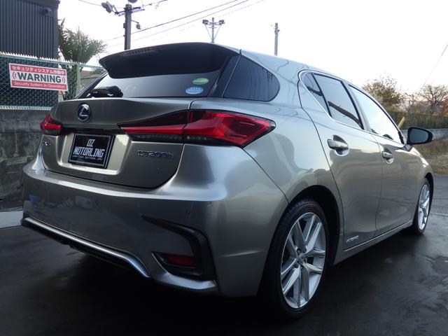 ＣＴ ＣＴ２００ｈ　バージョンＬ　Ｂｌｕｅｔｏｏｔｈ対応ナビ　前後ドラレコ　ＥＴＣ２．０　本革シート　ベンチレーション　クルコン　パドルシフト　純正１７インチＡＷ　衝突被害軽減ブレーキ　後期型　ＯＢＤ診断済み　グー鑑定書付き（13枚目）