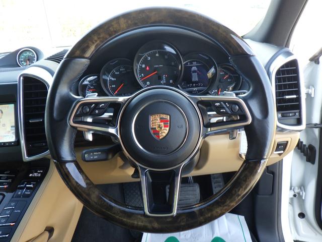 カイエン ベースグレード　４ＷＤ　Ｂｌｕｅｔｏｏｔｈ対応ナビＴＶ　ＢＯＳＥサウンドシステム　前後ドライブレコーダー　ベージュレザーシート　禁煙車　ディーラー記録簿１０枚有り　グー鑑定書付き（19枚目）