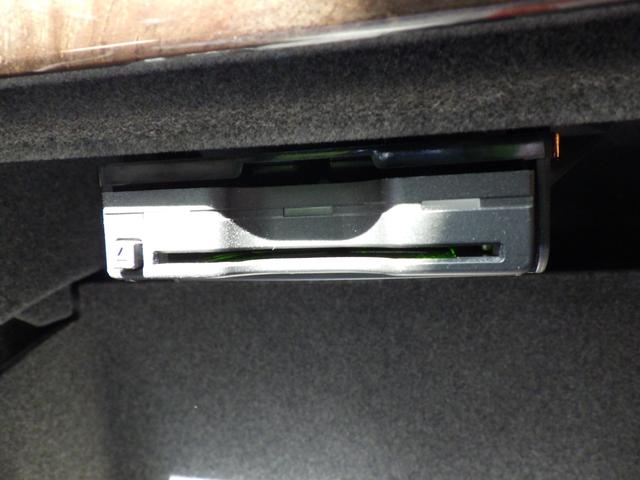 カイエン ベースグレード　４ＷＤ　Ｂｌｕｅｔｏｏｔｈ対応ナビＴＶ　ＢＯＳＥサウンドシステム　前後ドライブレコーダー　ベージュレザーシート　禁煙車　ディーラー記録簿１０枚有り　グー鑑定書付き（25枚目）