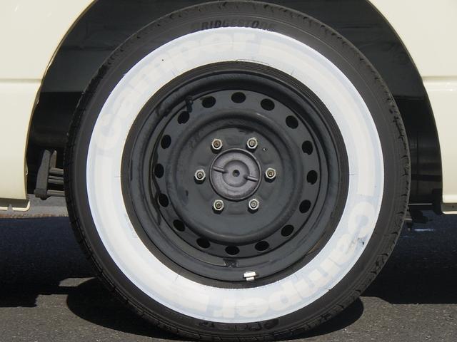 ハイエースバン ロングＤＸ　キャンパーアルトピアーノ　特別仕様車　Ｂｌｕｅｔｏｏｔｈ対応ナビ　専用後席シート　センターテーブル　専用キャビネット　ベッドマット　Ｗエアコン　禁煙車　グー鑑定書付き（17枚目）