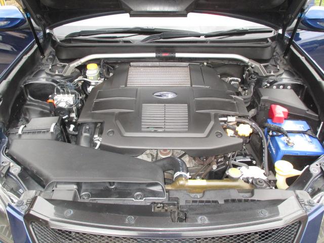 レガシィB4 2.5GT Sパッケージ 6速マニュアルミッション インタークーラーターボ 4WD タイミングベルト交換済み 純正18インチアルミホイール 純正HIDヘッドライト ETC キーレス スペアキー STI製ストラットタワーバー(17枚目)
