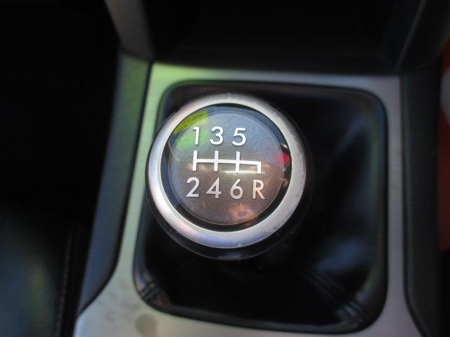 レガシィＢ４ ２．５ｉ　Ｓパッケージ　６速マニュアルトランスミッション　インタークーラーターボ　４ＷＤ　タイミングベルト交換済み　純正１８インチアルミホイール　純正ＨＩＤヘッドライト　純正フロント、リアフォグランプ　キーレス　スマートキー（39枚目）