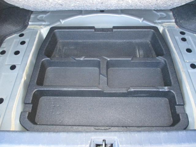 レガシィＢ４ ２．５ｉ　Ｓパッケージ　６速マニュアルトランスミッション　インタークーラーターボ　４ＷＤ　タイミングベルト交換済み　純正１８インチアルミホイール　純正ＨＩＤヘッドライト　純正フロント、リアフォグランプ　キーレス　スマートキー（42枚目）