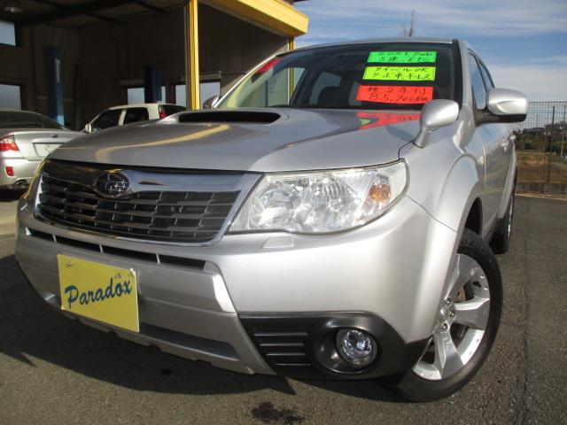 フォレスター ２．０ＸＴ　５速マニュアルトランスミッション　インタークーラーターボ　４ＷＤ　タイミングベルト交換済み　ＣＤラジオ　ＳＴＩ製ストラットタワーバー　純正１７インチアルミホイール　ＨＩＤヘッドライト　ＥＴＣ　キーレス（6枚目）