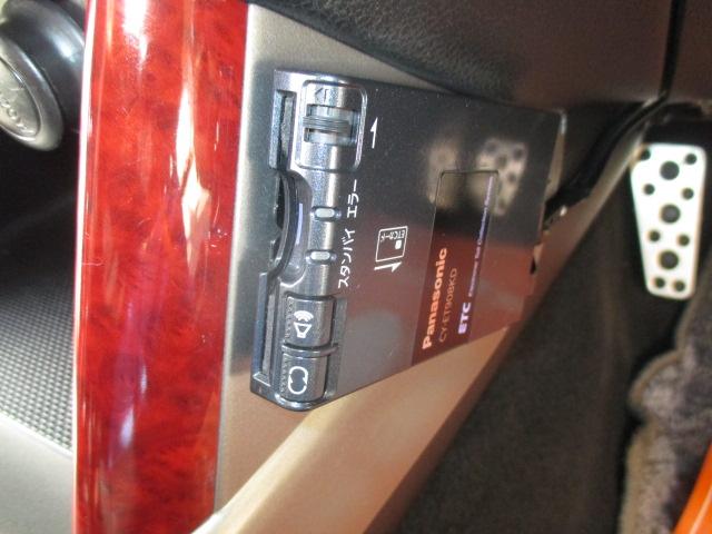 フォレスター ２．０ＸＴ　５速マニュアルトランスミッション　インタークーラーターボ　４ＷＤ　タイミングベルト交換済み　ＣＤラジオ　ＳＴＩ製ストラットタワーバー　純正１７インチアルミホイール　ＨＩＤヘッドライト　ＥＴＣ　キーレス（28枚目）