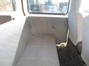 ＤＸ　オートマチックトランスミッション　運転席助手席エアバック　パワーステアリング　ヘッドライトレベライザー　純正ラジオカセットデッキ　Ａ／Ｃ　スペアキー　純正ドアバイザー　積載量３５０ｋｇ　集中ドアロック（25枚目）