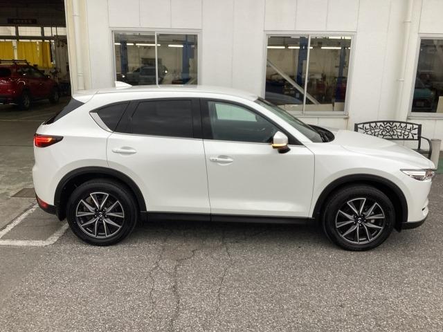 ＣＸ－５ ２．２　ＸＤ　Ｌパッケージ　ディーゼルターボ　４ＷＤ　ＥＴＣ２．０　バックカメラ　１９ＡＷ　バックソナー　追従式クルコン　Ｂカメ　１オナ　キーレス　Ｂｌｕｅｔｏｏｔｈオーディオ　レーンアシスト　本革シート　盗難防止　運転席パワーシート　禁煙　ナビ＆ＴＶ（33枚目）