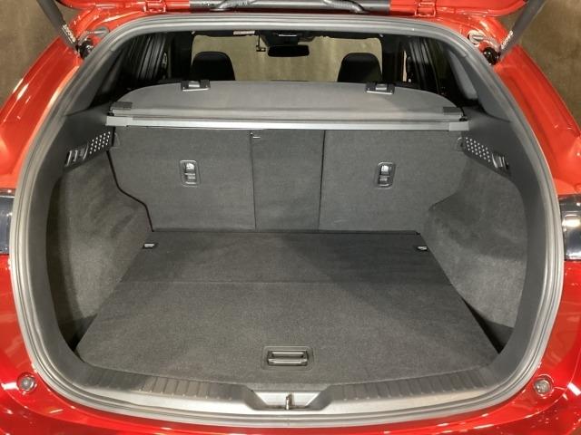 CX-5 2.5 25S スポーツ アピアランス 追従走行 DSC 地デジ 本革 LEDヘッドライト ETC車載器 TV Pシート BTオーディオ オートエアコン ドライブレコーダー Pセンサー アドバンスドキー オートライト 記録簿 シートヒーター(11枚目)