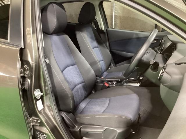 デミオ 1.3 13S 整備記録簿 ワンオ-ナ- アイスト キーレススタート VSA 盗難防止システム 衝突安全ボディ USB マニュアルエアコン フルセグテレビ ABS 運転席エアバッグ パワーウィンド WSRS アイスト(6枚目)