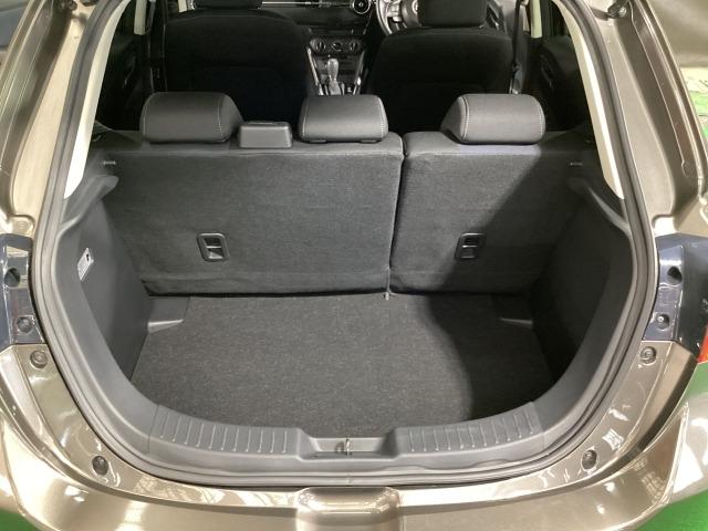 デミオ 1.3 13S 整備記録簿 ワンオ-ナ- アイスト キーレススタート VSA 盗難防止システム 衝突安全ボディ USB マニュアルエアコン フルセグテレビ ABS 運転席エアバッグ パワーウィンド WSRS アイスト(10枚目)