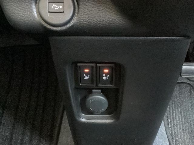 シートヒーターが装備されていますので、寒い冬の日でも快適なドライブをお楽しみいただけます！