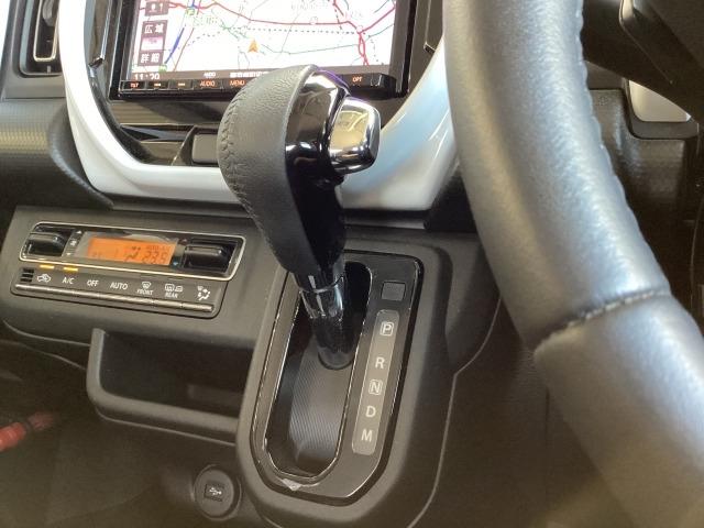 変速ショックが少なく滑らかで低燃費にも貢献してくれるＣＶＴ！