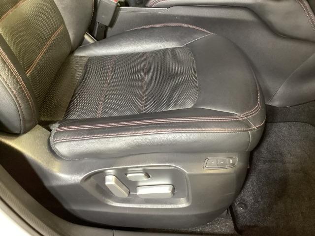 CX-5 2.2 XD スポーツ アピアランス ディーゼルターボ マツコネナビ 地デジ 360°モニター ドラレコ ローダウン 社外マフラー サンルーフ ETC BOSE 19インチAW 360度ビュー ソナー パワーテールゲート 追従クルコン BTオーディオ(8枚目)