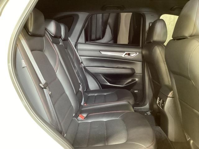 CX-5 2.2 XD スポーツ アピアランス ディーゼルターボ マツコネナビ 地デジ 360°モニター ドラレコ ローダウン 社外マフラー サンルーフ ETC BOSE 19インチAW 360度ビュー ソナー パワーテールゲート 追従クルコン BTオーディオ(10枚目)