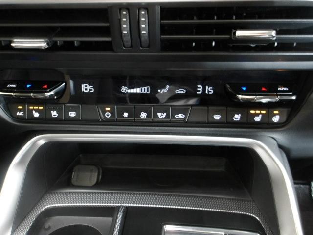 ＣＸ－６０ ３．３　ＸＤハイブリッド　エクスクルーシブ　スポーツ　ディー　ＢＯＳＥサウンド　パノラマサンルーフ　ナビ　地デジ　前席シートベンチレーション　前後シートヒーター　ＥＴＣ　レーンキープアシスト　白本革シート　横滑り防止装置　Ｂｌｕｅｔｏｏｔｈ（19枚目）