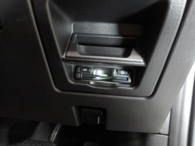 ＣＸ－６０ ３．３　ＸＤハイブリッド　エクスクルーシブ　スポーツ　ディー　ＢＯＳＥサウンド　パノラマサンルーフ　ナビ　地デジ　前席シートベンチレーション　前後シートヒーター　ＥＴＣ　レーンキープアシスト　白本革シート　横滑り防止装置　Ｂｌｕｅｔｏｏｔｈ（24枚目）