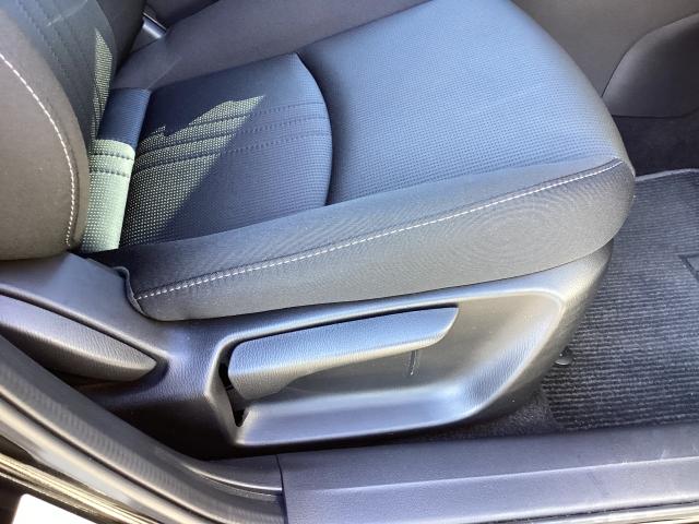 �^�]�Ȃɂ̓h���C�o�[�̑̌^��D�݂ɉ����đO����������łȂ��A�����̒������ł���V�[�g���t�^�[�𑕔��I