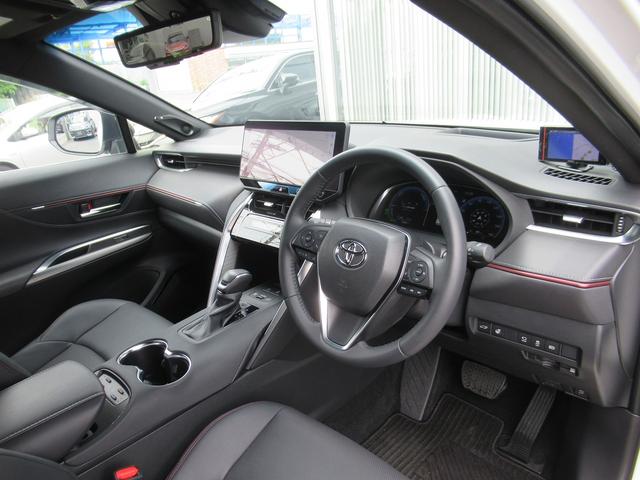 ハリアーＰＨＥＶ Ｚ　１オーナー・黒革エアシート・パノラミックビューモニター・ＪＢＬ１２．３型ディスプレイオーディオ・フルセグ・パワーバックドア・ＨＵＤ・トヨタセーフティセンス・純正１９ＡＷ・ＬＥＤ・デジタルインナーミラー（12枚目）