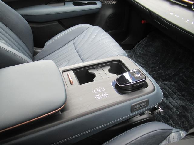 アリア Ｂ６　ｅ－４ＯＲＣＥ　リミテッド　１オーナー・１２．３型ナビ・アラウンドビュー・ベンチレーションナッパレザー・ＢＯＳＥサウンド・パノラミックガラスルーフ・プロパイロット２．０・プロパイロットパーキング・１９ＡＷ・デジタルインナー（26枚目）
